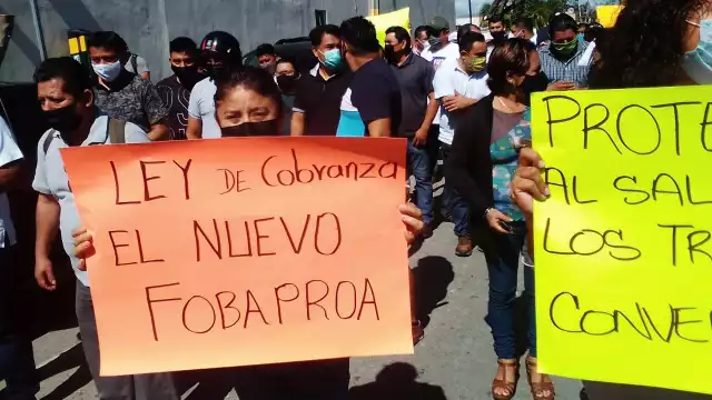 Asegura que la nueva Ley es comparada con el Fobaproa, el cual se hizo para rescatar la banca en México