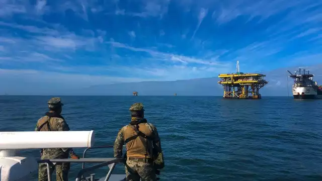 Hay opiniones de quienes se dedican a la navegación que expresan sospecha tanto del accionar de las autoridades como la eficacia de los delincuentes