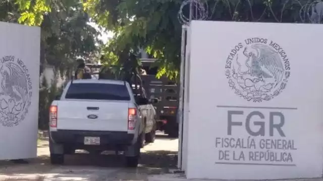 Además de los cartuchos, las personas llevaban bolsitas con cocaína