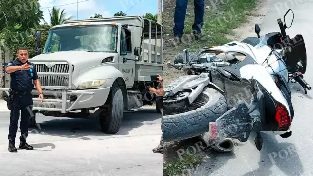 La motocicleta quedó tirada a unos metros del sitio del choque, mientras que el lesionado fue atendido por paramédicos en la carretera transversal de Cozumel