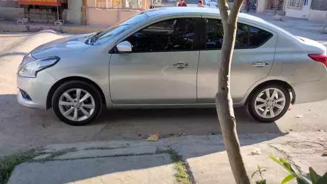 Autoridades no se han pronunciado al respecto por el robo del auto