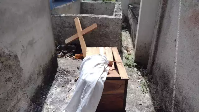 Un osario fue encontrado fuera de una tumba en el Cementerio del municipio de Felipe Carrillo Puerto, Quintana Roo