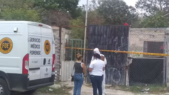 Al lugar llegaron elementos del Servicio Médico Forense para el levantamiento del cuerpo