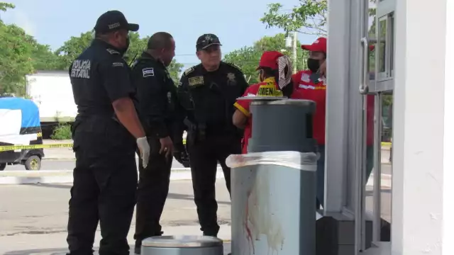 Una movilización generó la pelea con arma blanca de tres sujetos en aparente estado de ebriedad en Mérida