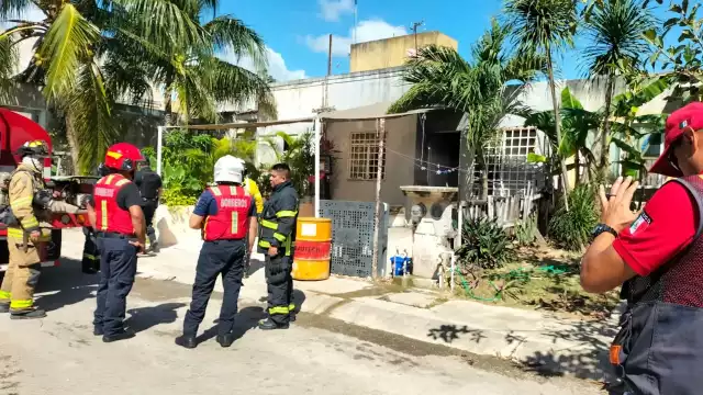 Uno de los residentes de este domicilio terminó con quemaduras de primer grado
