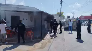El incendio fue controlado, dejando daños materiales