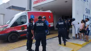 El hombre fue encontrado tirado en el piso con una herida en el muslo