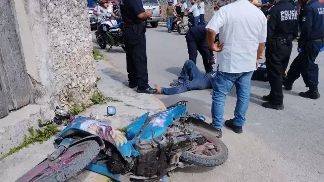 El conductor de un auto no respetó la señal de alto