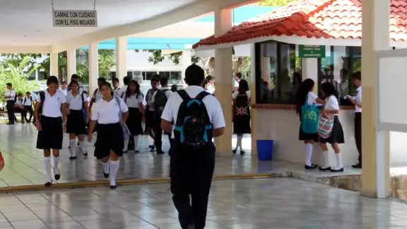 Insuficientes espacios educativos