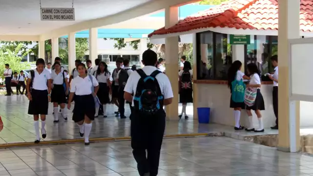 Insuficientes espacios educativos