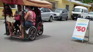 Los afectados señalan que los oficiales aprovechan el toque de queda para extorsionarlos