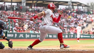 Diablos Rojos del México dominan y barren a los Tigres en la "Guerra de Guerras"