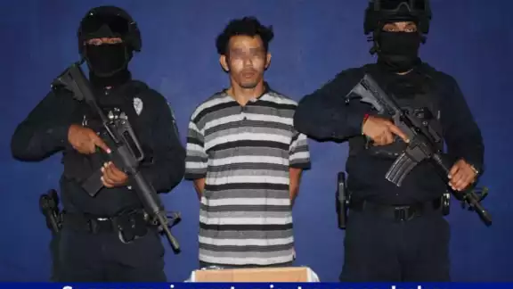 Los hombres presentaban varias heridas por arma blanca en distintas partes del cuerpo