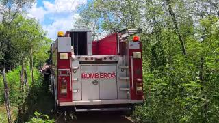 Casa de madera se incendia en colonia de José María Morelos y movilizan a bomberos