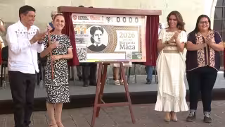 Como parte del homenaje por el natailicio de Benito Juárez, también se presentó el billete conmemorativo de la Lotería Nacional dedicado a Margarita Maza