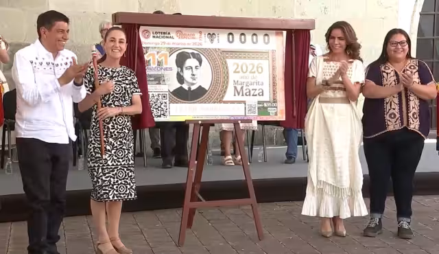 Como parte del homenaje por el natailicio de Benito Juárez, también se presentó el billete conmemorativo de la Lotería Nacional dedicado a Margarita Maza