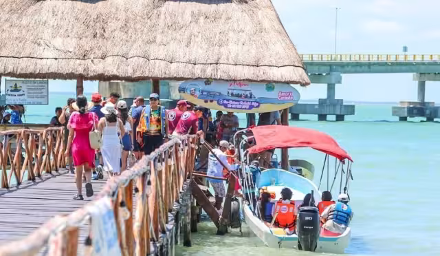 Aumenta la afluencia turística en Ciudad del Carmen durante Semana Santa.