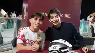 Estuvo en una frma de autógrafos en la Villa Navideña de Cancún