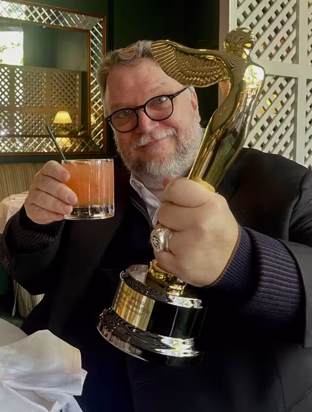 Guillermo Del Toro sigue cosechando premios con su película 'Pinocchio'