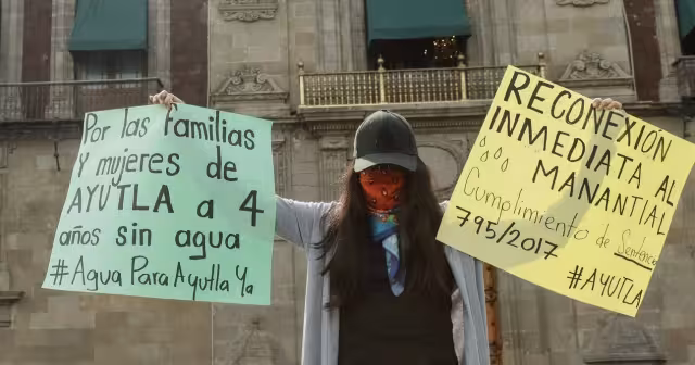 Aseguró que las familias y mujeres de Ayutla tienen cuatro años sin agua