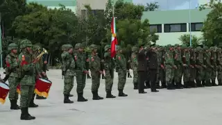 Los certámenes de promoción son realizados periódicamente por el Ejército y Fuerza Aérea Mexicanos