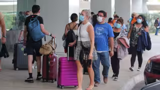 Sólo se informó sobre la cancelación de un vuelo en Cancún de Aeroméxico hacia la CDMX y otro de VivaAerobus con destino a Tijuana