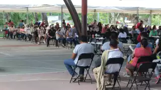 Los 'cuarentones' de Cancún recibieron su vacuna de refuerzo en los cuatro módulos instalados en la ciudad