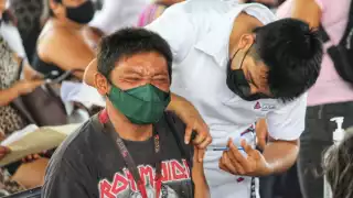 La vacunación de personas de 40 a 49 años en Cancún recibieron el refuerzo de la dosis de AstraZeneca