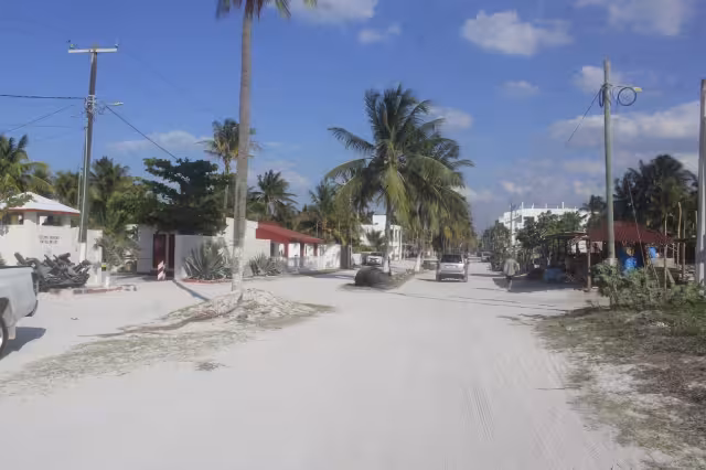 Los vecinos piden remplazar algunas líneas del tendido