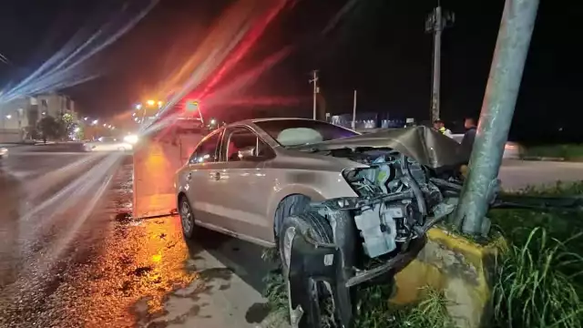 El automóvil fue remolcado y trasladado a un corralón de la ciudad