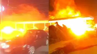 Automovilistas y transeúntes tuvieron que abandonar las inmediaciones de la estación, ante el riesgo de incendio