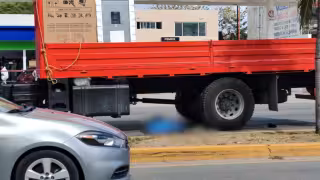 Hombre pierde la vida al ser arrollado por un camión en Playa del Carmen