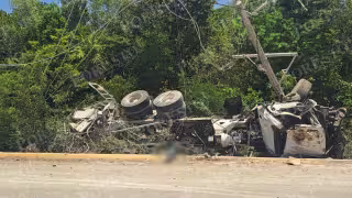 Tragedia en la carretera federal 307: Accidente de volquete deja un fallecido y un lesionado