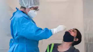 Varios de estos son casos con nuevas variantes, particularmente la Delta, considerada preocupante por la velocidad de contagio.