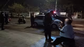 Violento asalto armado a taxista dejó un detenido en avenida Rancho Viejo de Cancún