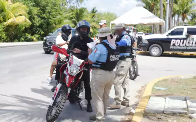 Reporte oficial detalló que hay alrededor de 100 expedientes contra policías