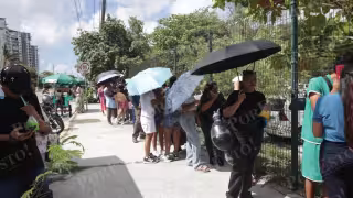 Padres denuncian injusticias tras asignación de espacios para preparatorias en Cancún