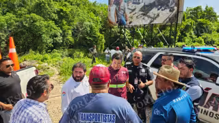 Transportistas de Quintana Roo finalizan bloqueo en la carretera federal 307