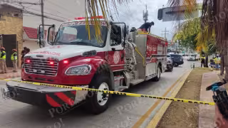 Tragedia en Playa del Carmen: Hombre muere al quedar atrapado en un incendio