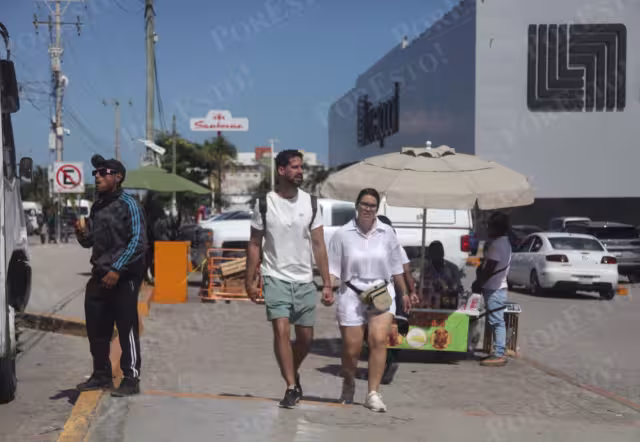 Habitantes comienzan a usar ropa más ligera ante el regreso del calor