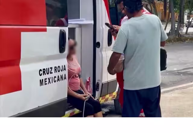 Paramédicos de la Cruz Roja brindaron atención prehospitalaria a las dos mujeres