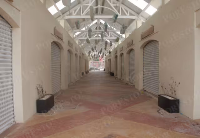 Comerciantes  expusieron promesas de aperturas de locales y restaurantes, los cuales no se han abierto