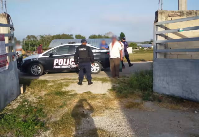 El conflicto entre padres y ejidatarios generó tensión en la comunidad y requirió la presencia policial