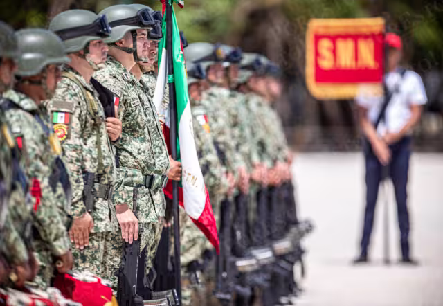 Los reclutados de forma obligatoria se unieron a las filas de los 30 mil elementos que, de manera presencial y a distancia, juraron lealtad simultáneamente