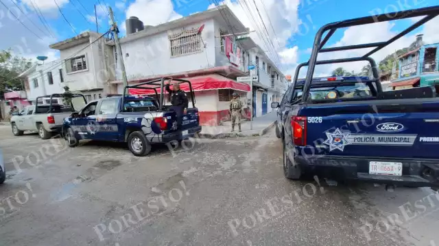 Tras la intervención de las autoridades se detuvo a tres hombres, de los que hasta el momento de manera oficial no se ha revelado sus datos generales