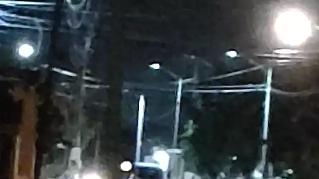 El carro involucrado en el secuestro de la joven es una van color blanca