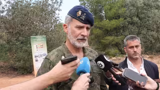 Rey Felipe VI lamenta tragedia ferroviaria en España y expresa condolencias a las familias