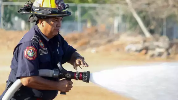 Protección Civil indicó que los principales causantes del fuego son las colillas de cigarros, botellas de vidrio y basura.