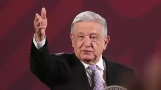 AMLO pide una reforma el Poder Judicial y los organismos autónomos