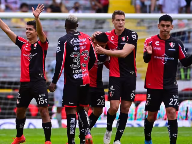 El presidente de la Federación Mexicana de Futbol informó que los aficionados del Atlas de Guadalajara no podrán apoyar a su equipo cuando juegue en calidad de visitante